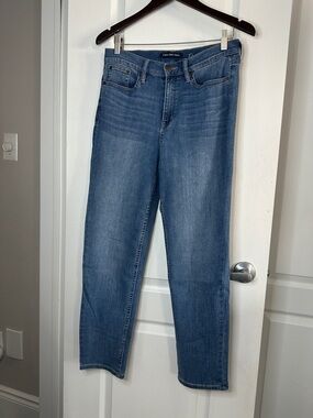 Calvin Klein Women's blue Straight Leg Jeans waist 16.5” inseam 29” A0138
